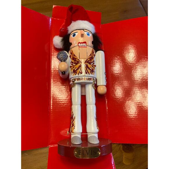 Elvis Nutcracker Official Graceland item - Picture 1 of 8